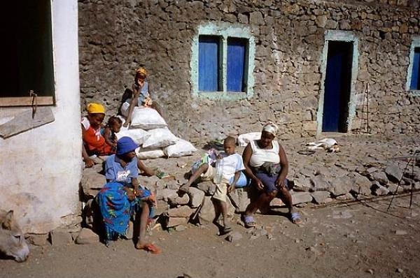 Mimo biednych warunków ludzie są tutaj szczęśliwi, Cabo Verde