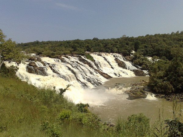 Wodospady Guarra w pobliżu stolicy Nigerii - Abudży