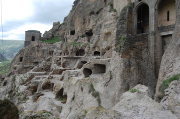 Miasto-klasztor – w skale Wardzia