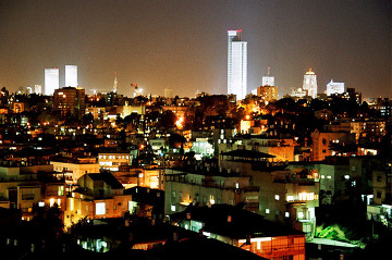 Panorama Tel Aviv - "miasto, które nigdy nie śpi", powoli ewoluowało w ciągu ostatnich kilku lat. 