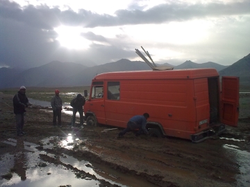 Awaria ciężarówki. Pamir. Tadżykistan