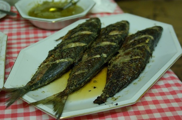 Niby jadalne ryby serwowane w Nsimalen 