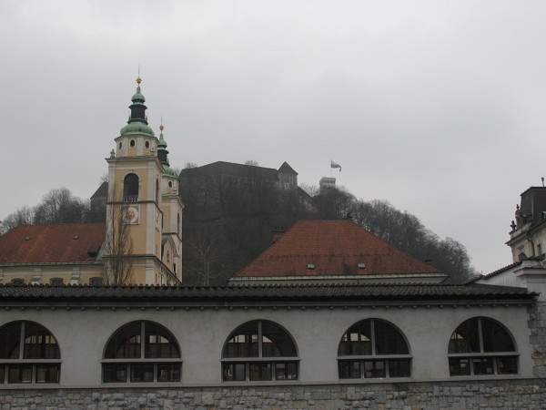 Zamek Lublański wznosi się nad miastem