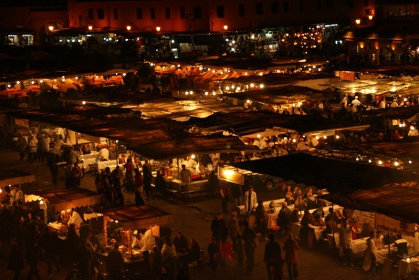Plac Jemaa el-Fna w Marrakeszu.