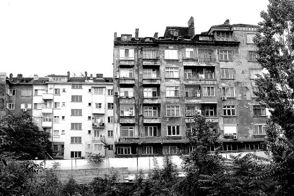 Sofia - Pamiątką niezbyt urodziwą po latach komunizmu, który zakończył się w 1989r. są szare blokowiska.