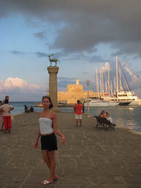 Port Mandraki – wizytówka Rodos