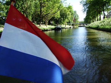 Zwiedzanie Holandii z poziomu kanału  -  Utrecht wita!