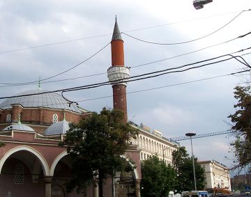 Sofia - Meczet Banja Baszi - W IX w do XVIII trwała okupacja turecka, po której pamiątką jest 12% wyznawców islamu oraz meczety.