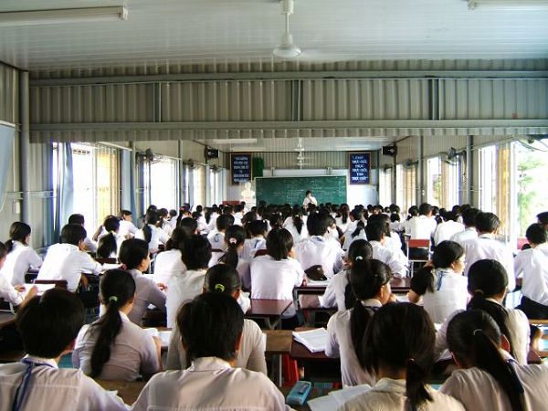 W wietnamskiej szkole